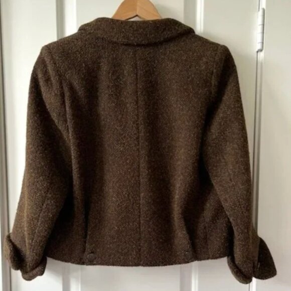 CHANEL Brown Tweed Bouclé Jacket, Fr Sz 40 US 8 - Picture 4 of 8